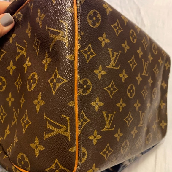 Louis Vuitton Speedy 30 in Monogram - Picture 6 of 10